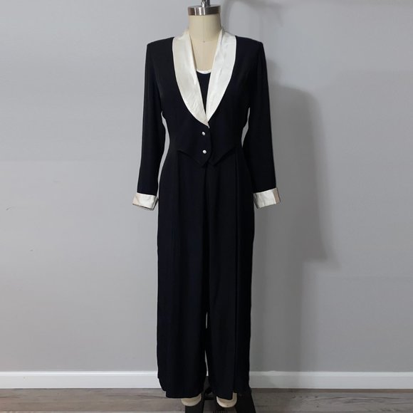 📦SOLD📦 Vintage Tuxedo Jumpsuit with Palazzo Pants - Picture 2 of 16